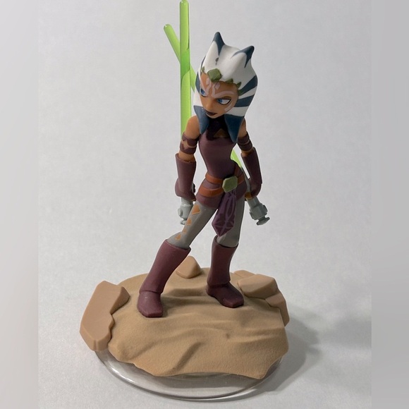 Disney Infinity 3.0 x Star Wars - Ahsoka Buy 4 $14 Figures Get TWO $14s FREE 💪 - Picture 1 of 4